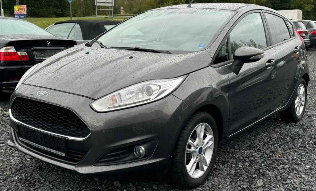 Photo 1 : Ford Fiesta 2016 Petrol