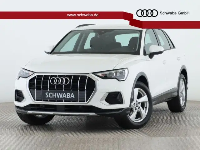 Photo 1 : Audi Q3 2021 Petrol