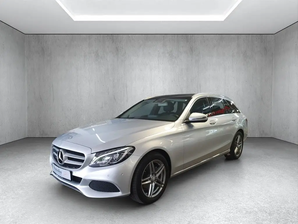 Photo 1 : Mercedes-benz Classe C 2016 Essence