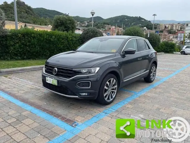 Photo 1 : Volkswagen T-roc 2018 Petrol