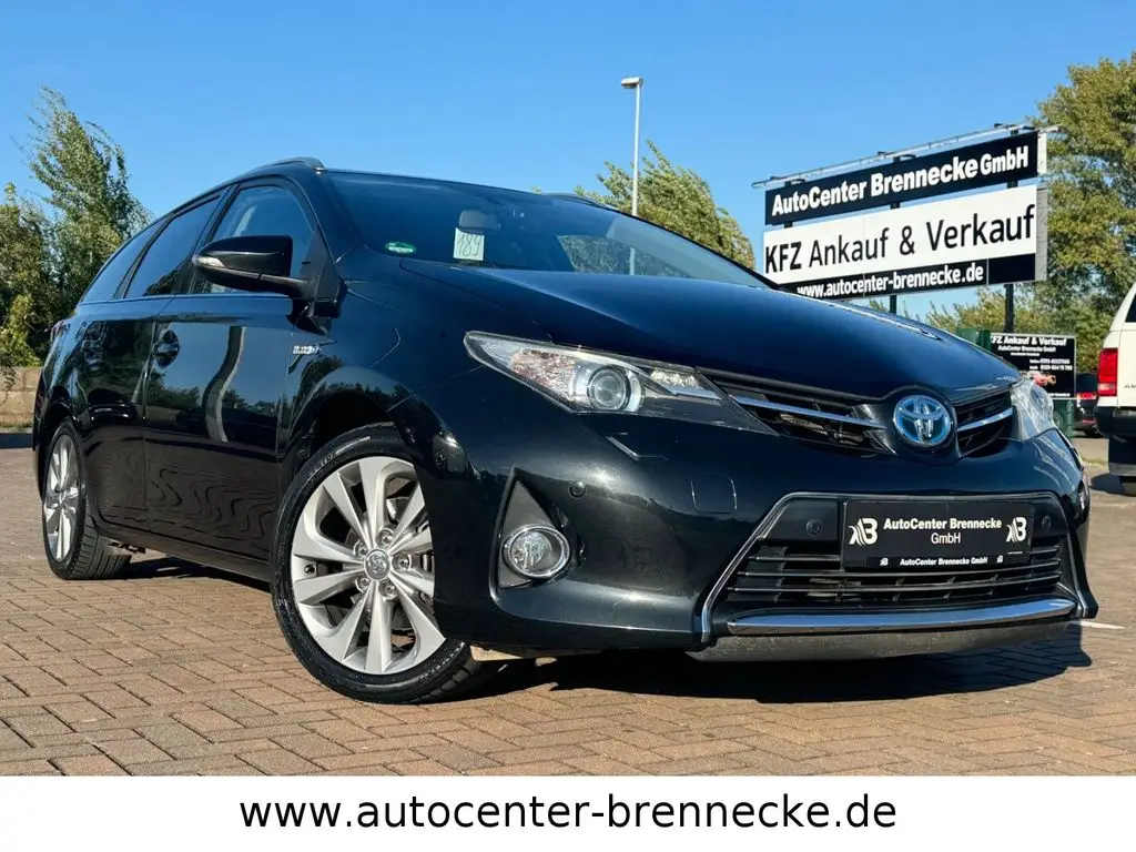 Photo 1 : Toyota Auris 2014 Hybrid