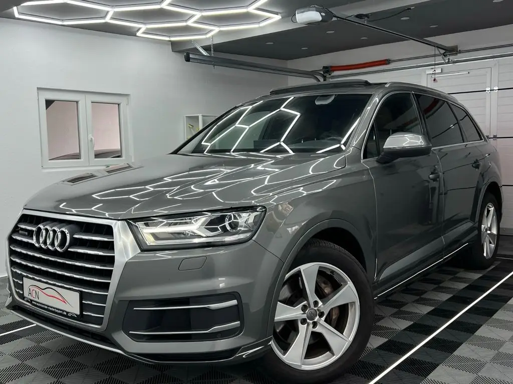 Photo 1 : Audi Q7 2015 Diesel