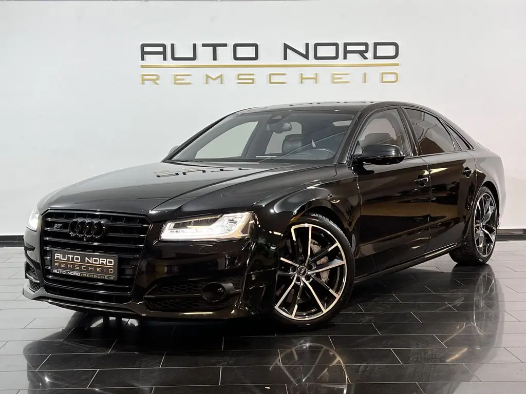 Photo 1 : Audi S8 2017 Petrol