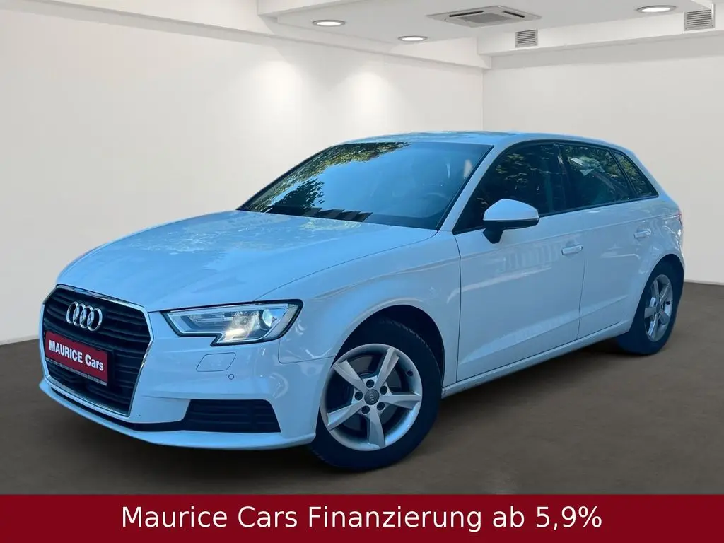 Photo 1 : Audi A3 2020 Diesel