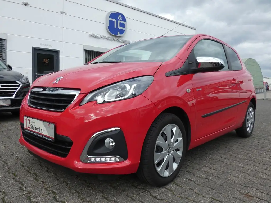 Photo 1 : Peugeot 108 2020 Essence