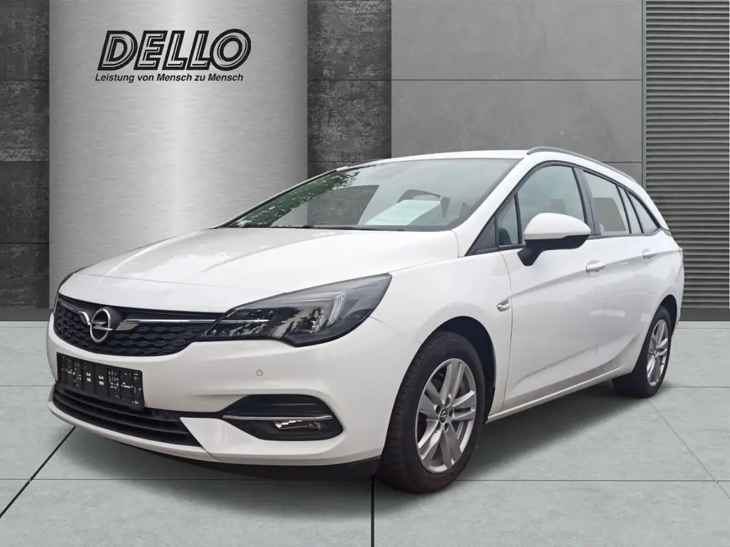 Photo 1 : Opel Astra 2020 Essence