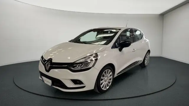 Photo 1 : Renault Clio 2019 Essence