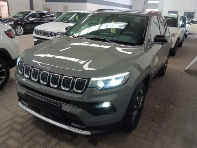 Photo 1 : Jeep Compass 2022 Essence