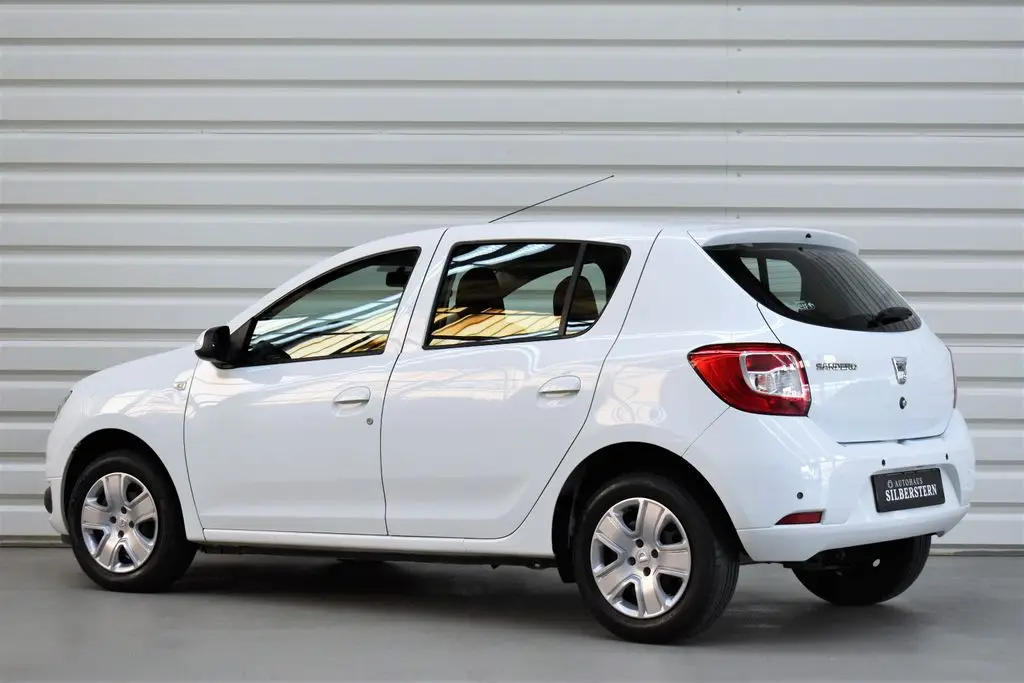 Photo 1 : Dacia Sandero 2016 Petrol