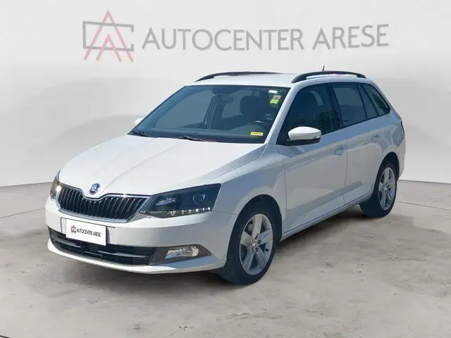 Photo 1 : Skoda Fabia 2017 Diesel