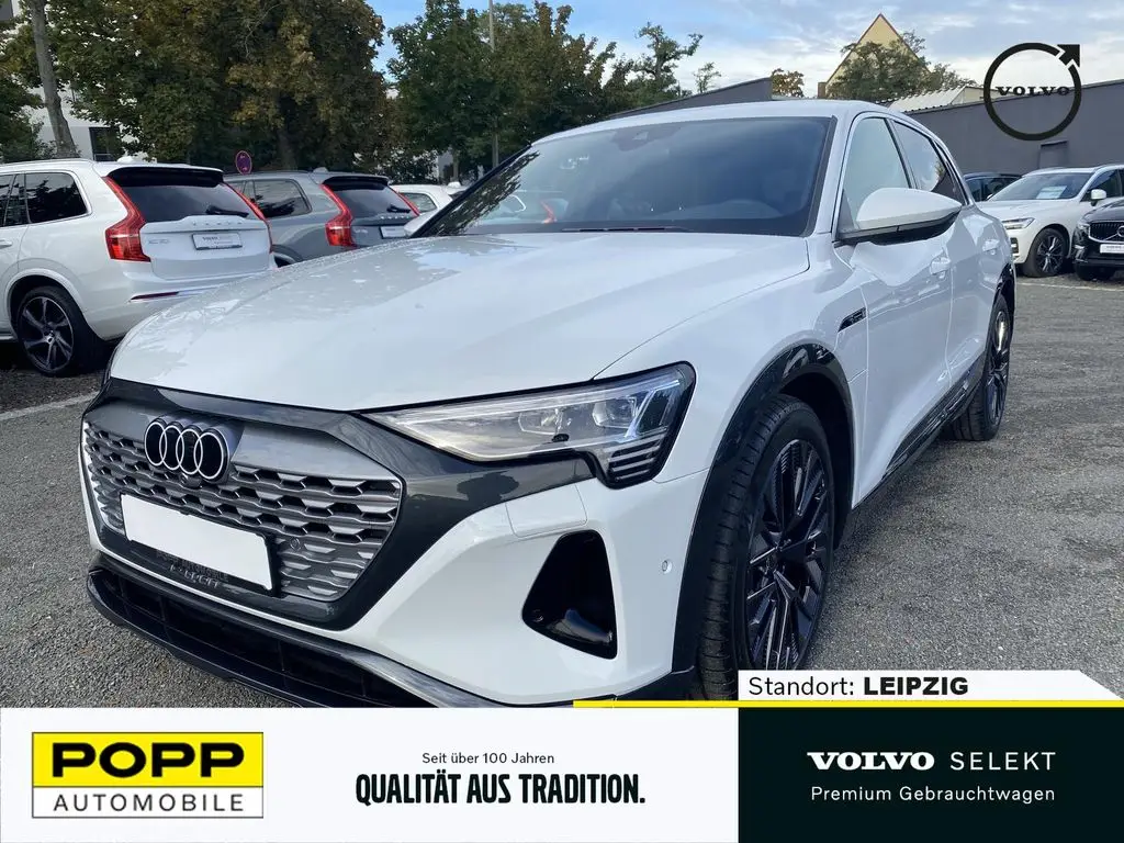 Photo 1 : Audi Q8 2023 Non renseigné