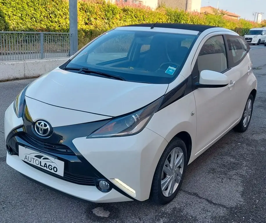 Photo 1 : Toyota Aygo X 2016 Essence