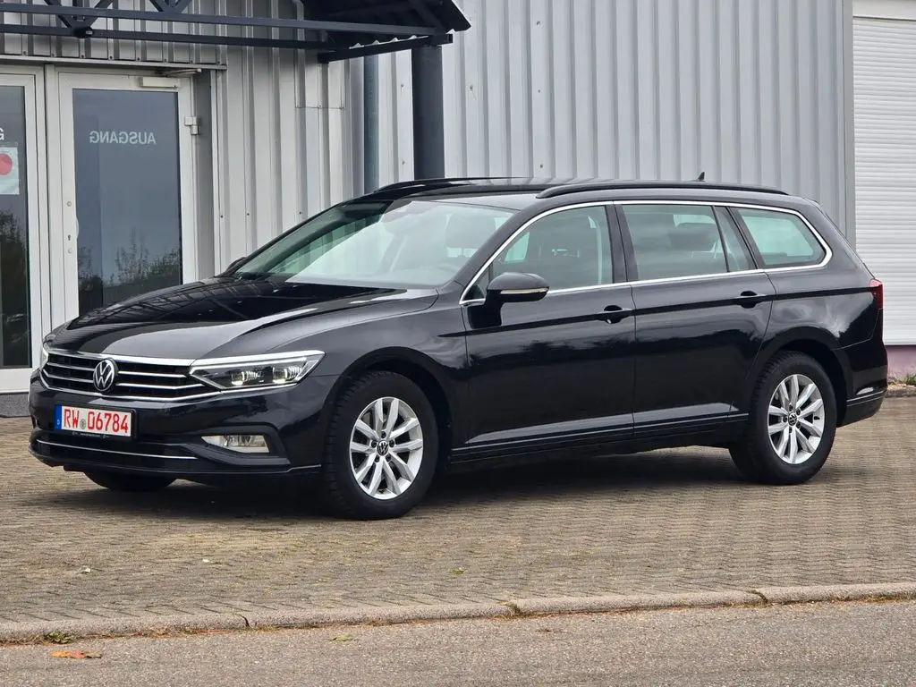 Photo 1 : Volkswagen Passat 2021 Diesel