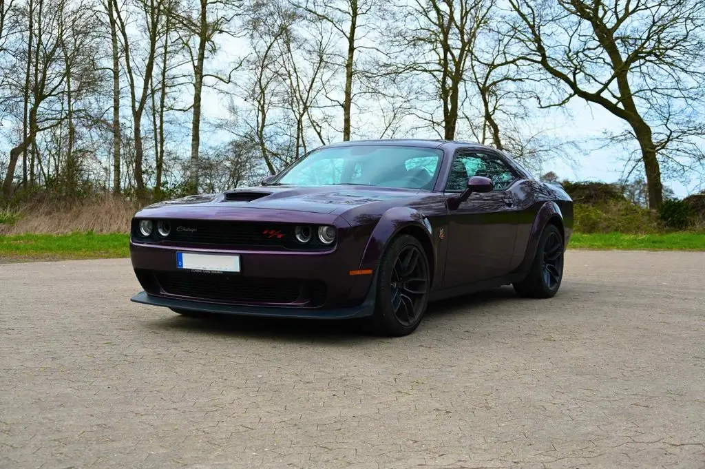 Photo 1 : Dodge Challenger 2022 Petrol