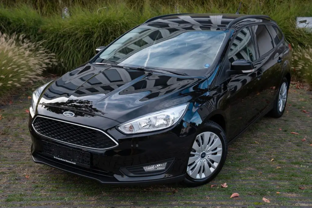 Photo 1 : Ford Focus 2018 Essence