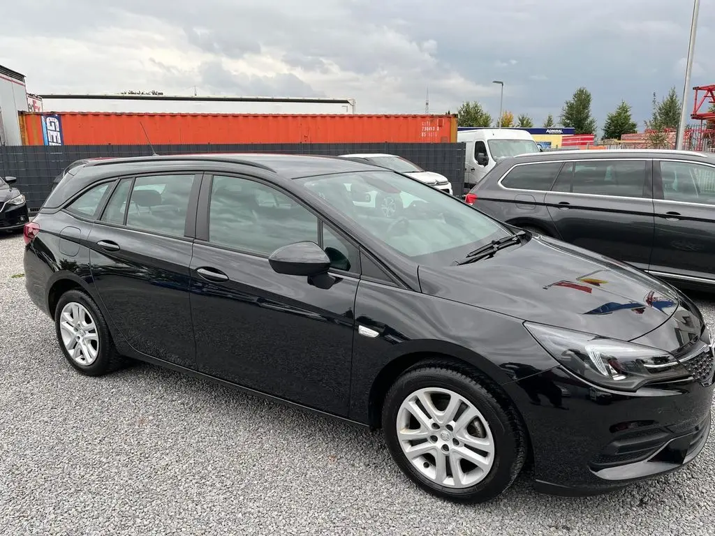 Photo 1 : Opel Astra 2021 Petrol