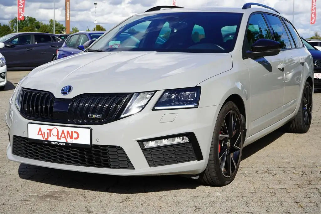 Photo 1 : Skoda Octavia 2020 Essence