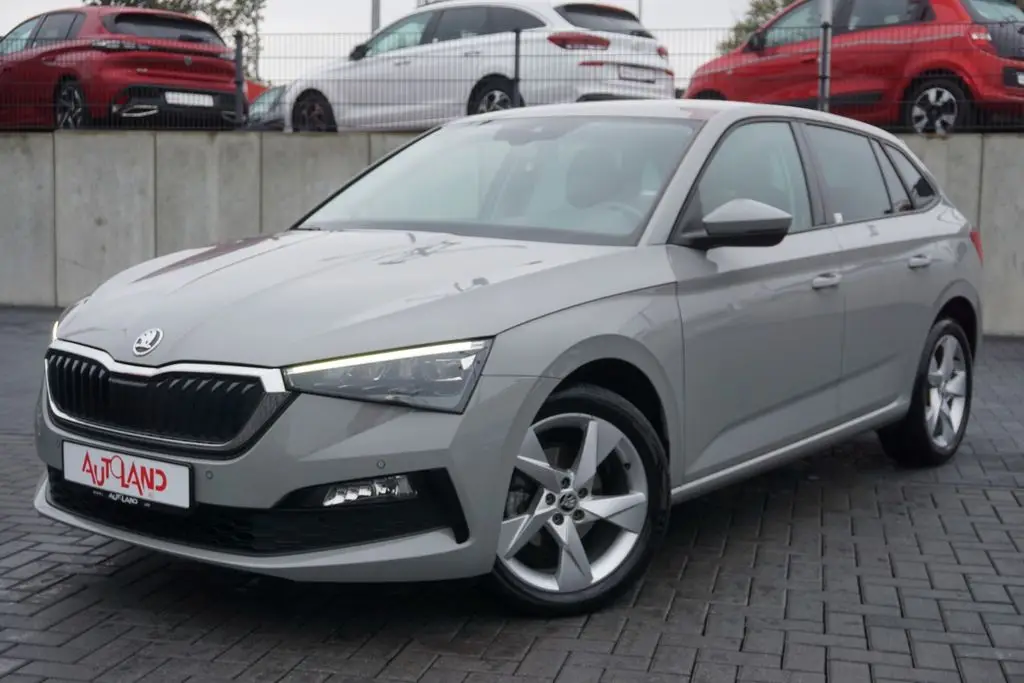 Photo 1 : Skoda Scala 2020 Petrol