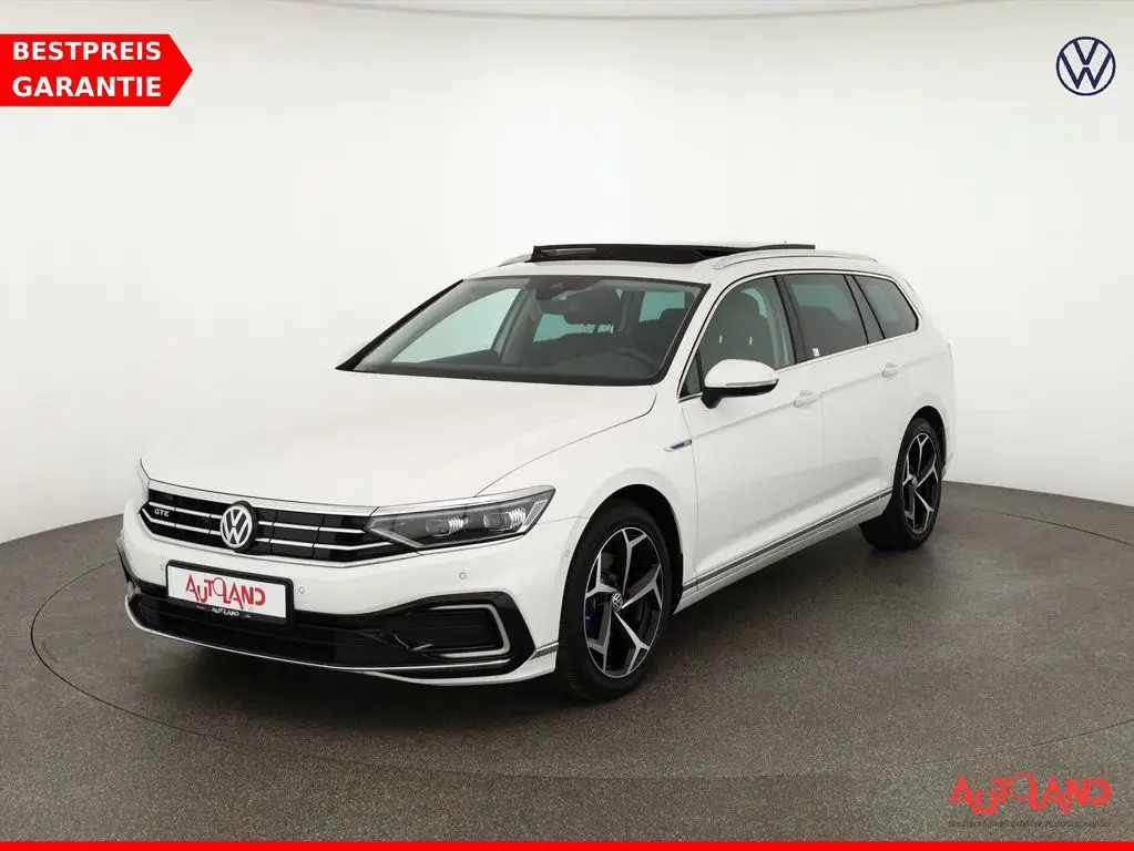 Photo 1 : Volkswagen Passat 2020 Hybride