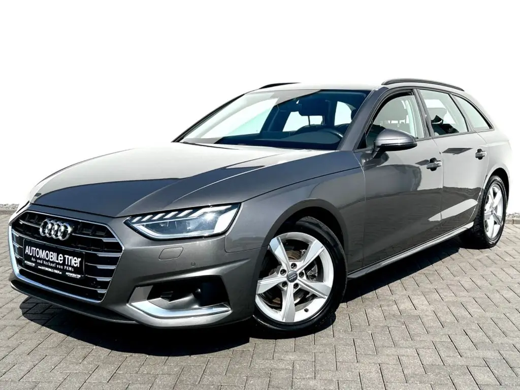 Photo 1 : Audi A4 2020 Petrol