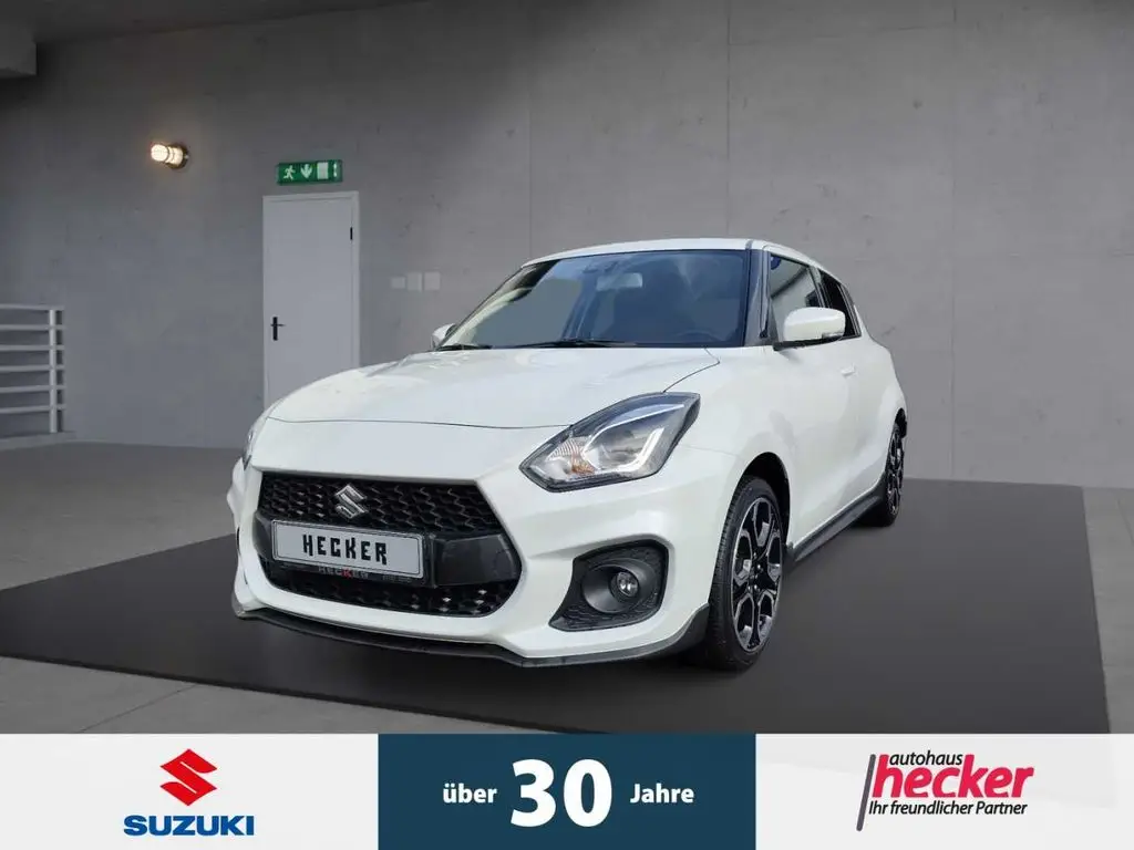 Photo 1 : Suzuki Swift 2021 Hybride