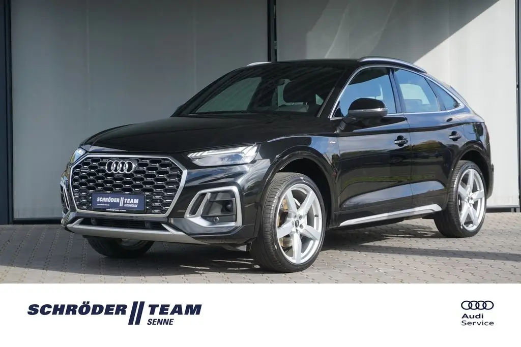 Photo 1 : Audi Q5 2021 Hybride