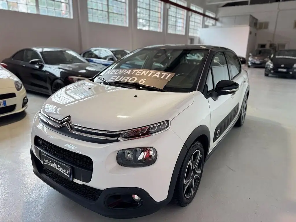 Photo 1 : Citroen C3 2017 Petrol