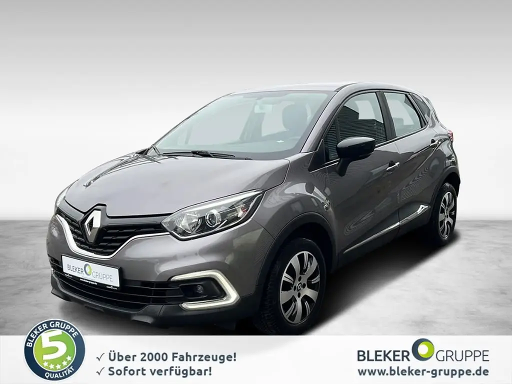 Photo 1 : Renault Captur 2017 Petrol