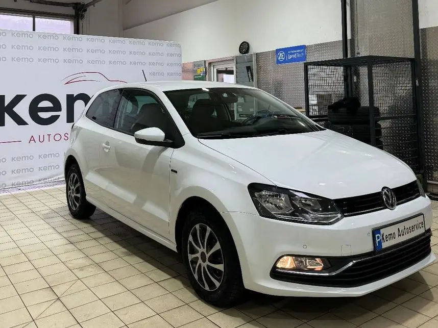 Photo 1 : Volkswagen Polo 2015 Essence