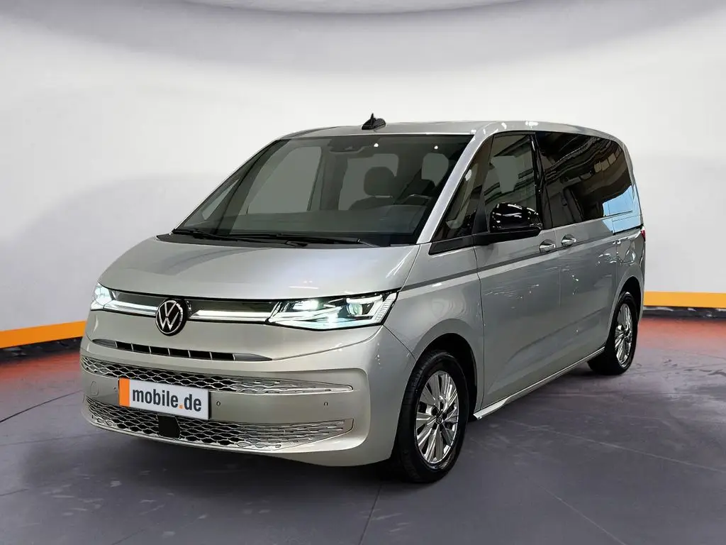 Photo 1 : Volkswagen T7 2023 Hybrid