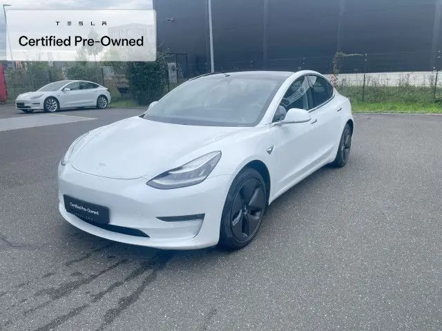 Photo 1 : Tesla Model 3 2020 Non renseigné