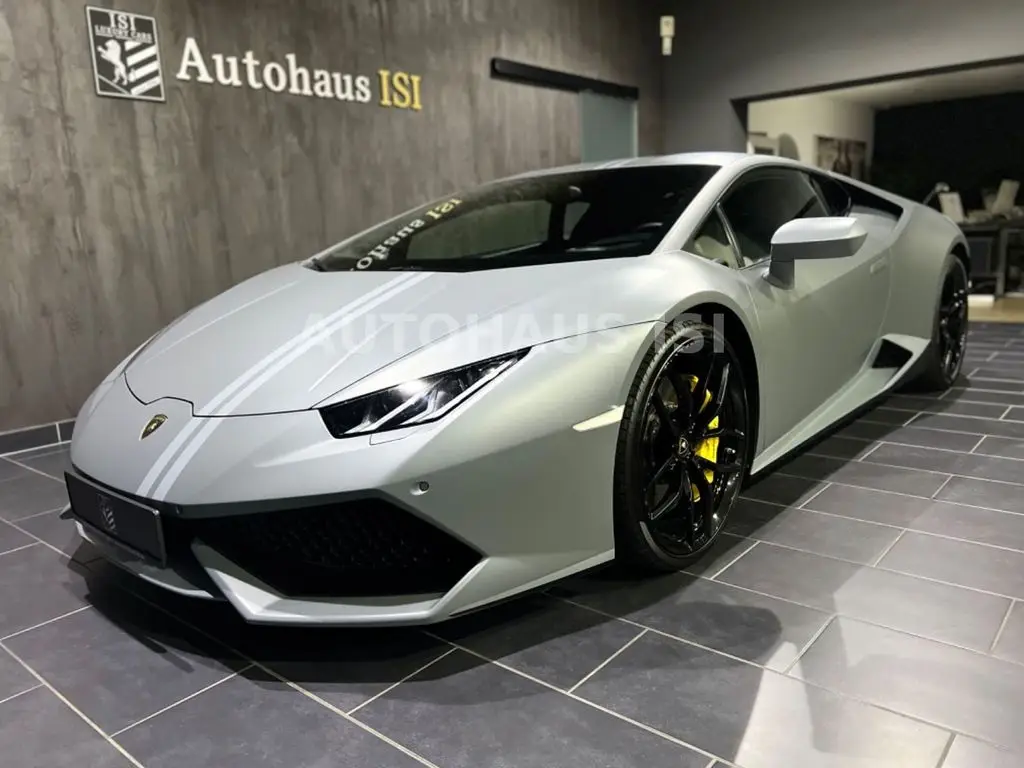 Photo 1 : Lamborghini Huracan 2017 Petrol