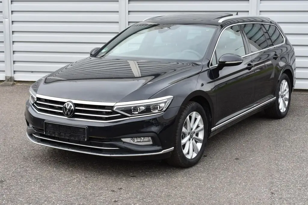 Photo 1 : Volkswagen Passat 2023 Diesel