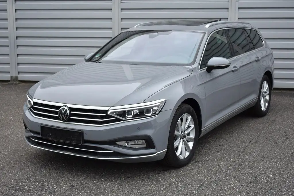 Photo 1 : Volkswagen Passat 2023 Diesel