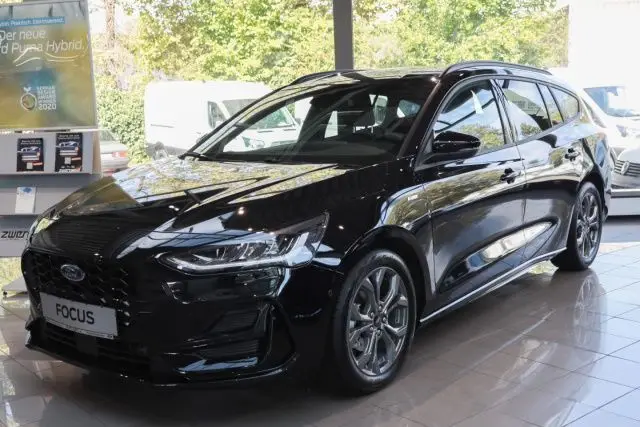 Photo 1 : Ford Focus 2024 Petrol