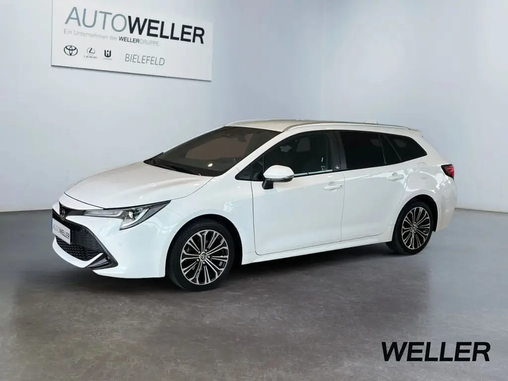 Photo 1 : Toyota Corolla 2022 Petrol