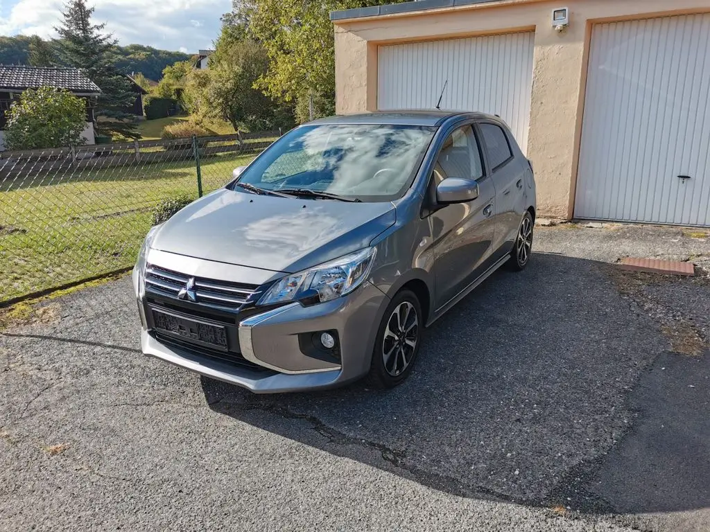 Photo 1 : Mitsubishi Space Star 2021 Petrol