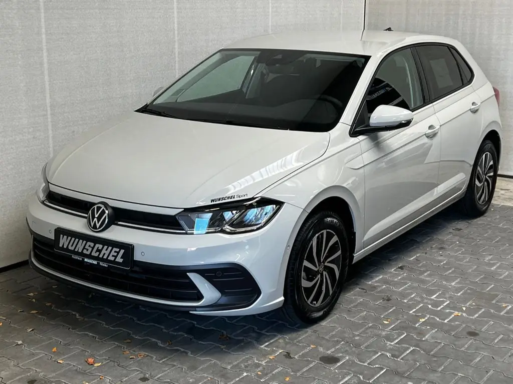 Photo 1 : Volkswagen Polo 2024 Petrol