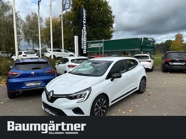 Photo 1 : Renault Clio 2024 Petrol