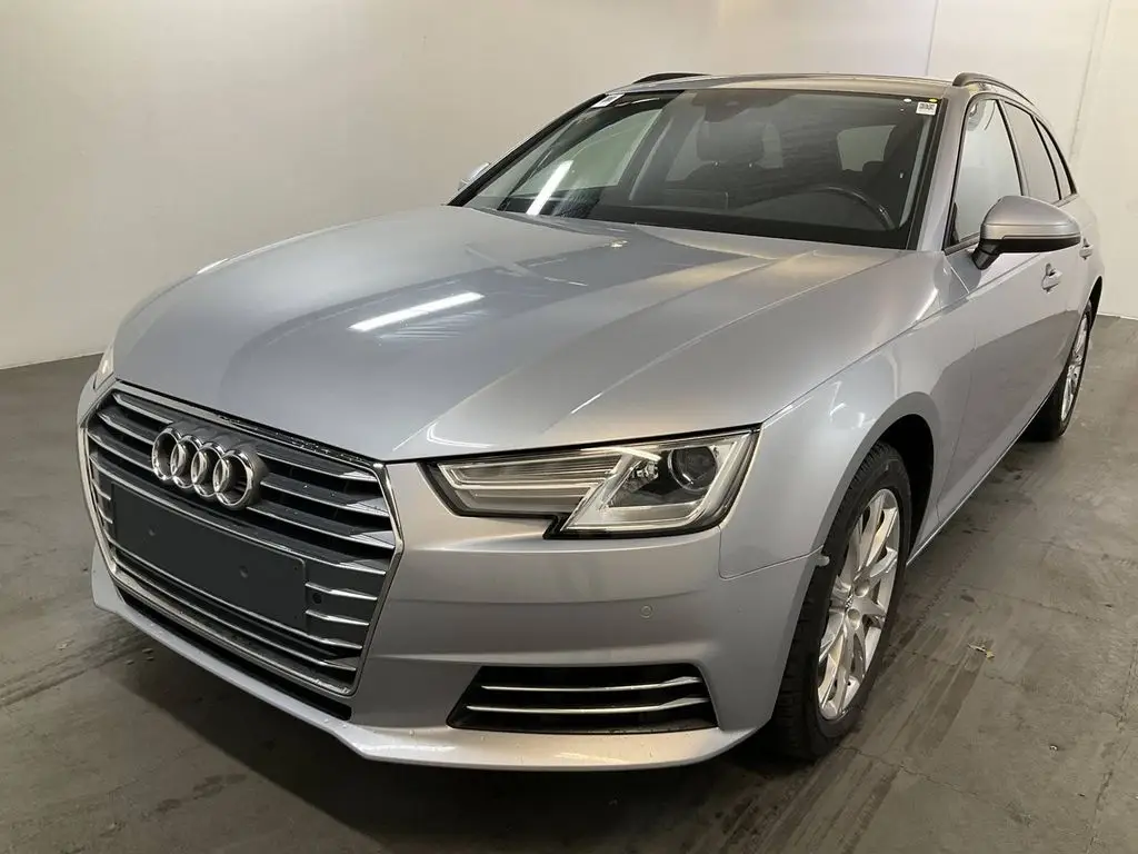 Photo 1 : Audi A4 2016 Diesel