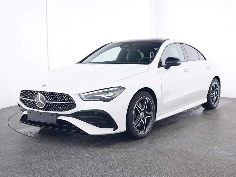 Photo 1 : Mercedes-benz Classe Cla 2023 Essence