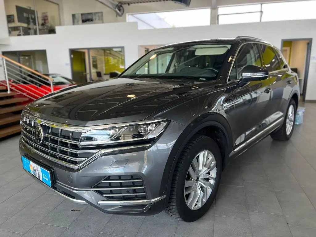 Photo 1 : Volkswagen Touareg 2022 Diesel