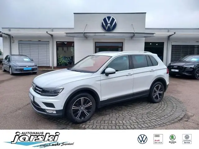 Photo 1 : Volkswagen Tiguan 2017 Petrol