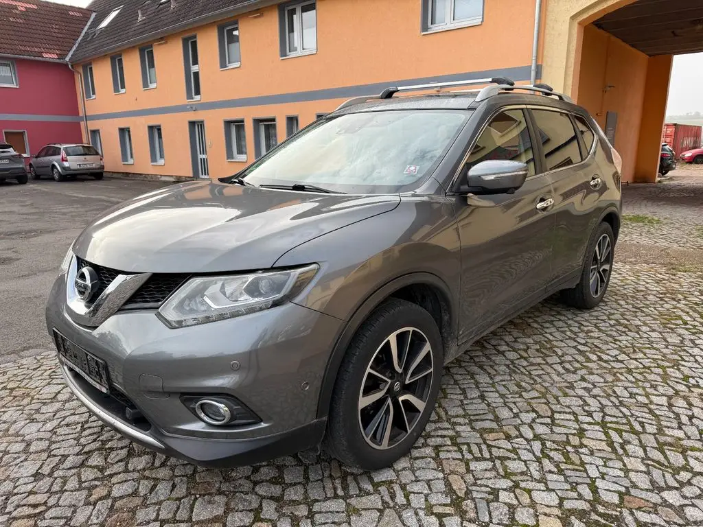 Photo 1 : Nissan X-trail 2017 Diesel