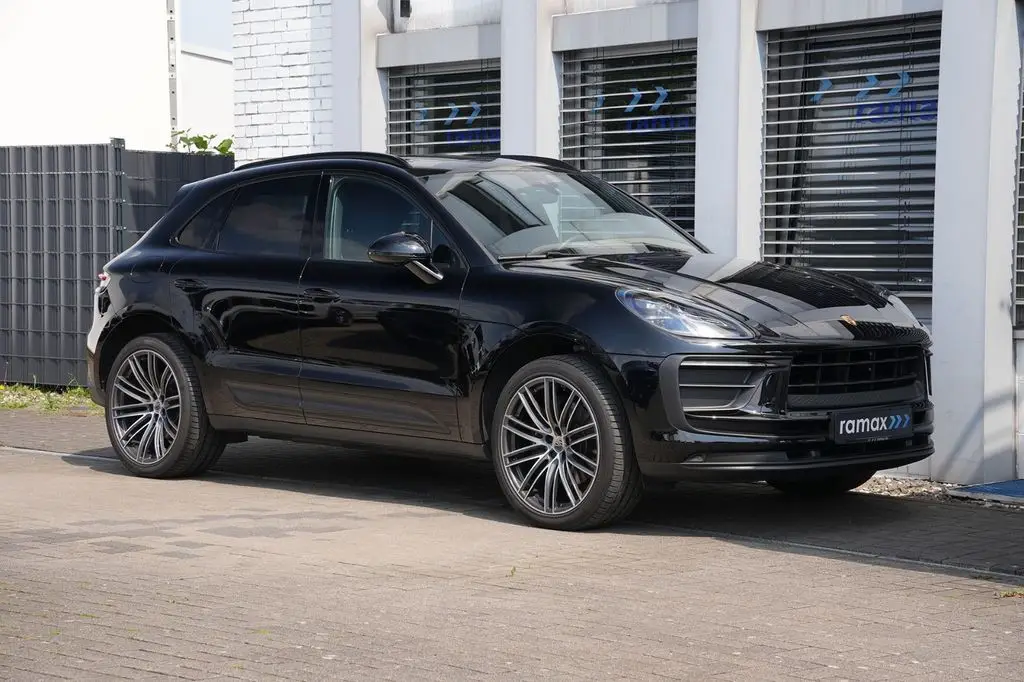 Photo 1 : Porsche Macan 2023 Petrol