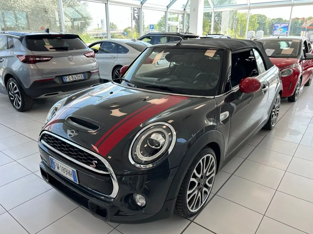 Photo 1 : Mini Cooper 2019 Diesel