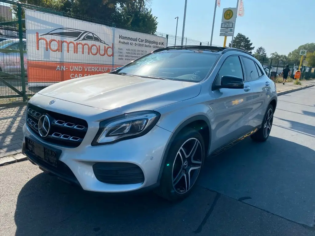 Photo 1 : Mercedes-benz Classe Gla 2017 Essence