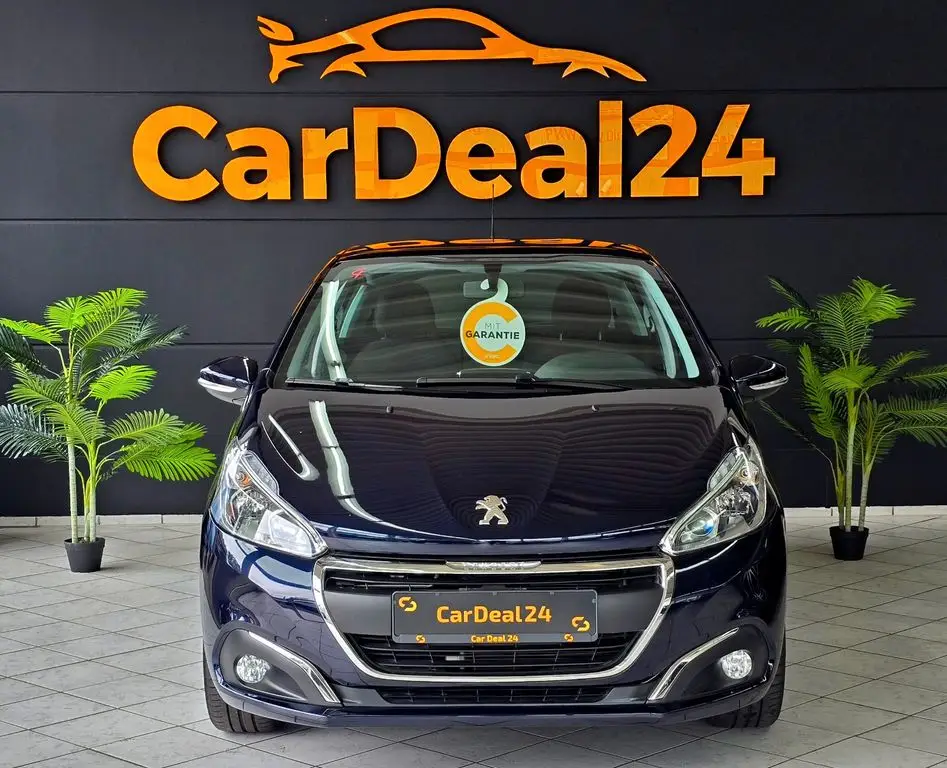 Photo 1 : Peugeot 208 2019 Petrol