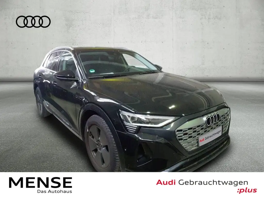 Photo 1 : Audi Q8 2023 Not specified