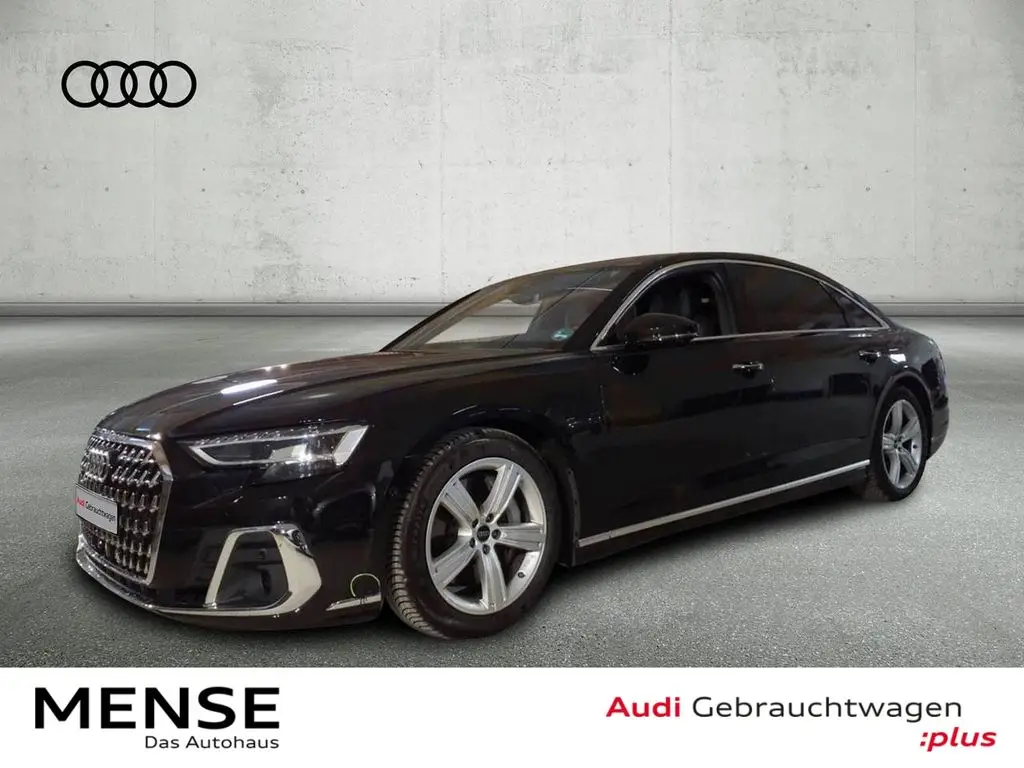 Photo 1 : Audi A8 2023 Essence